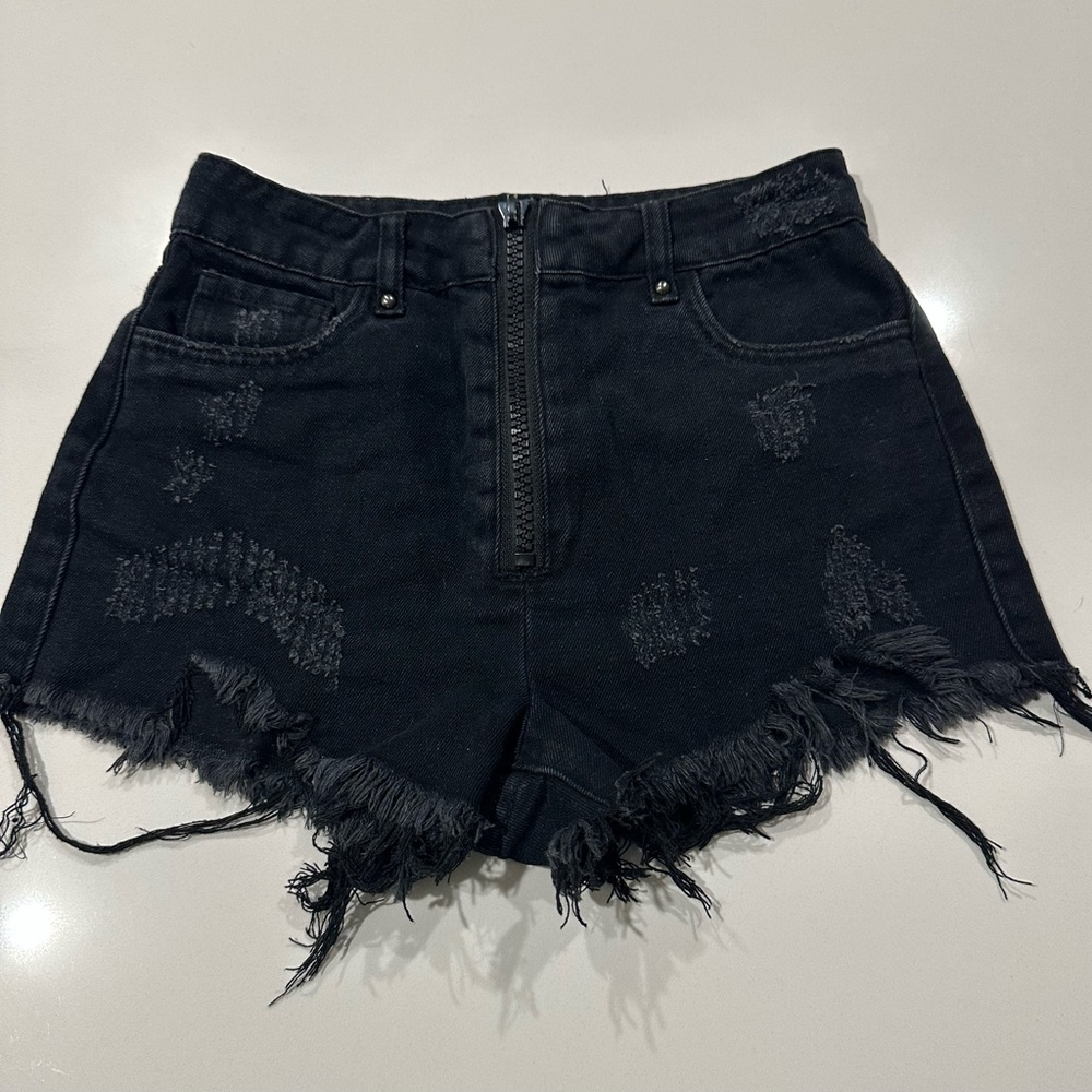 Forever 21 black denim shorts
